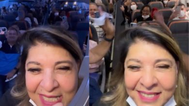 Roberta Miranda é reconhecida por passageiros e canta em avião