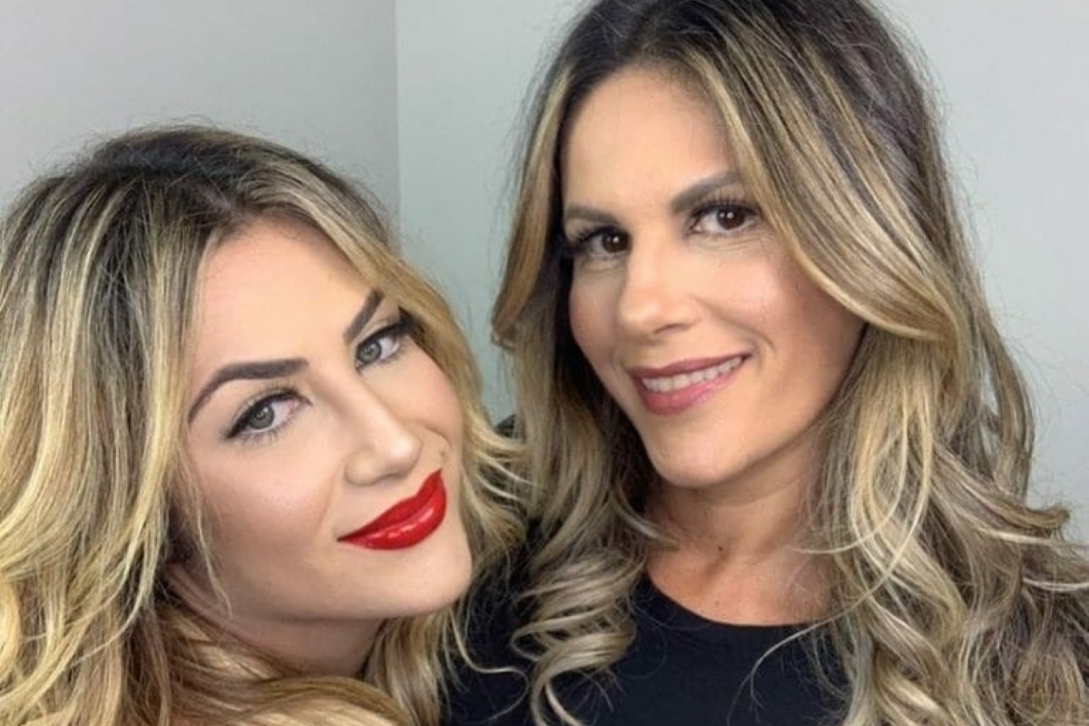 Jéssica Costa e sua mãe (Foto: Reprodução)