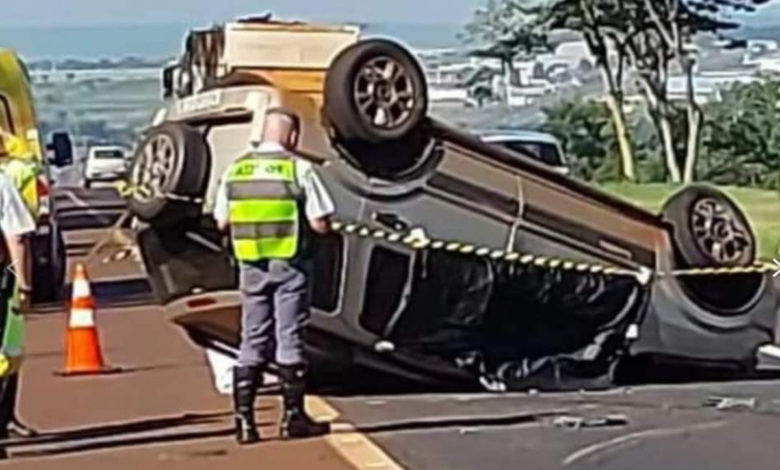 Cantora sertaneja Grazi Barbosa morre em acidente de carro