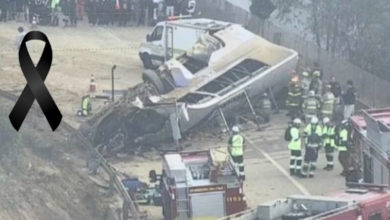 Ônibus com torcedores do Corinthians capota e 7 morrem em MG