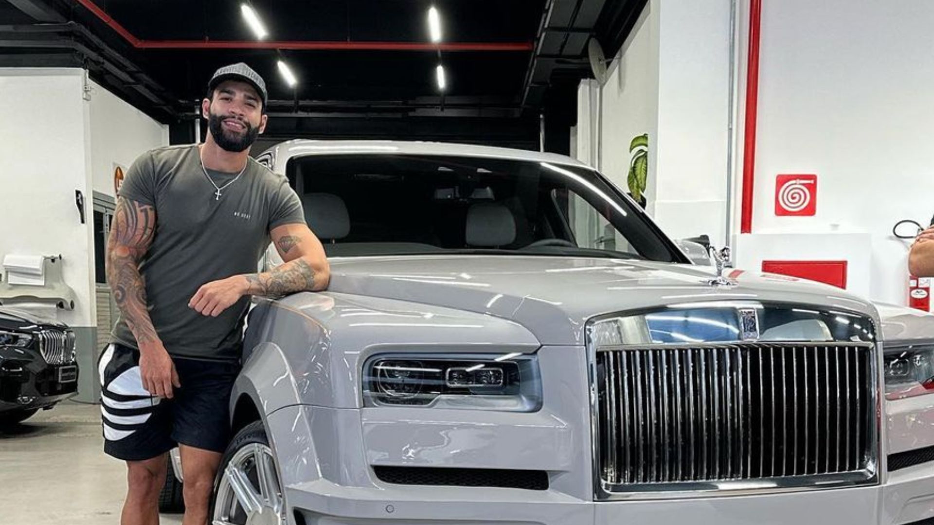 Gusttavo Lima compra novo carro de R$ 13 milhões (Foto: Reprodução/Instagram)