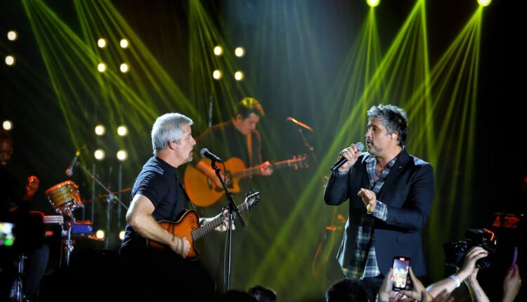 Show de Victor e Leo no Villa Country (Foto: Rubens Cerqueira)