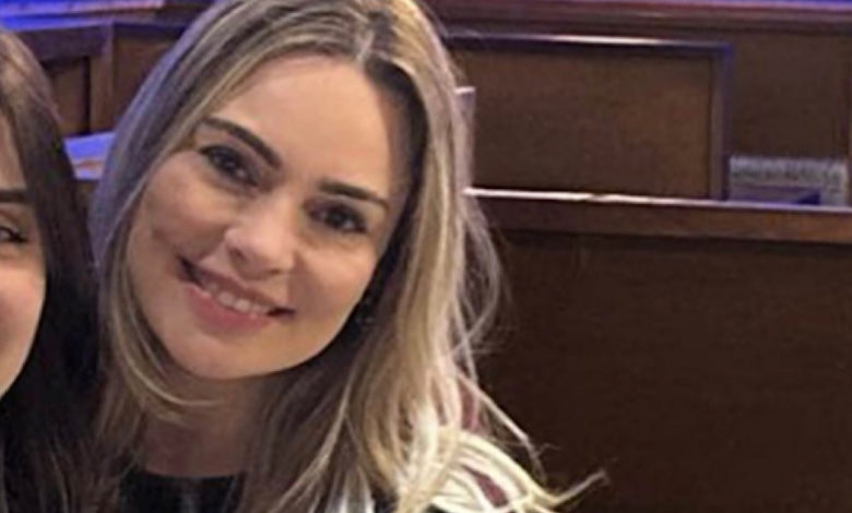 Fora de A Fazenda, Rachel Sheherazade exibe foto inédita com os dois filhos