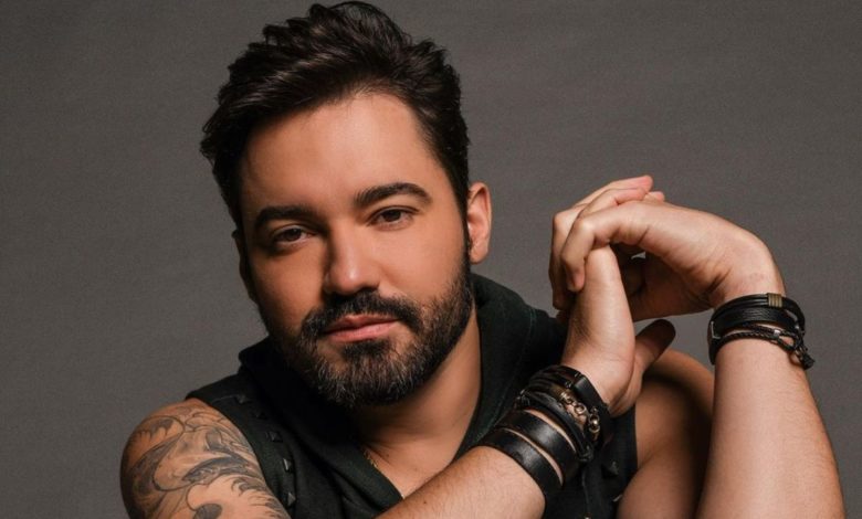 Conheça a mansão luxuosa do cantor sertanejo Fernando Zor