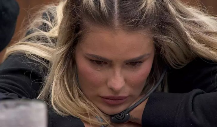 Com medo de cancelamento, Yasmin Brunet cai no choro no BBB24: ‘Eu não gosto, cara’