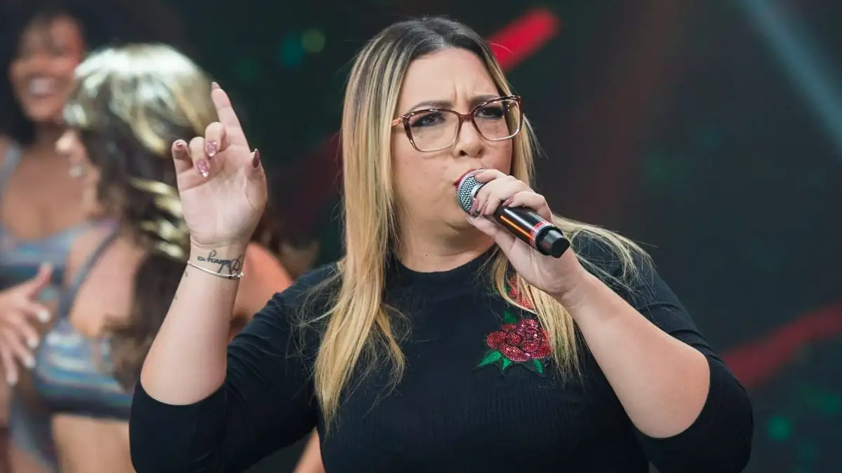 Irmão de Marília: Confronto com 'Cover Oficial' Causa Fúria Online! (Foto: Arte Movimento Country)