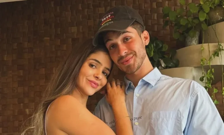 João Guilherme surpreende em foto com a mãe: “Parece irmã”