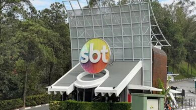 SBT demite colaborador que supostamente foi flagrado tendo relações íntimas dentro da emissora; diz colunista