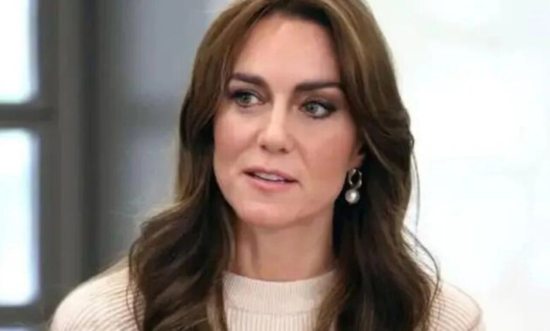 Kate Middleton publica carta: ‘lamento muito não poder’